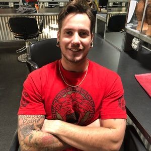 Meet your Posher, Christian